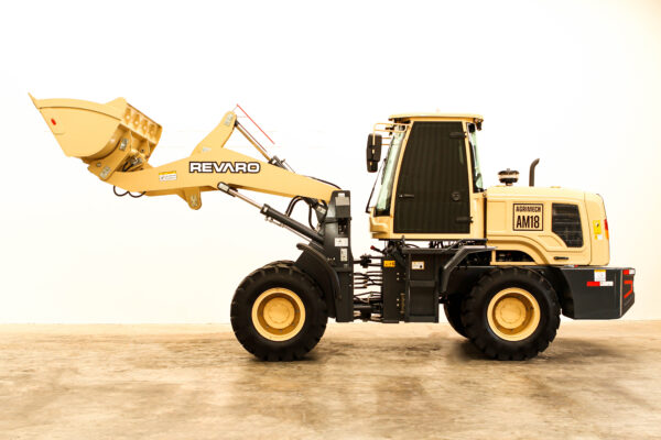 Revaro AM18 Front End Loader - Image 9