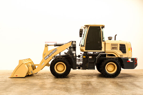 Revaro AM18 Front End Loader - Image 10