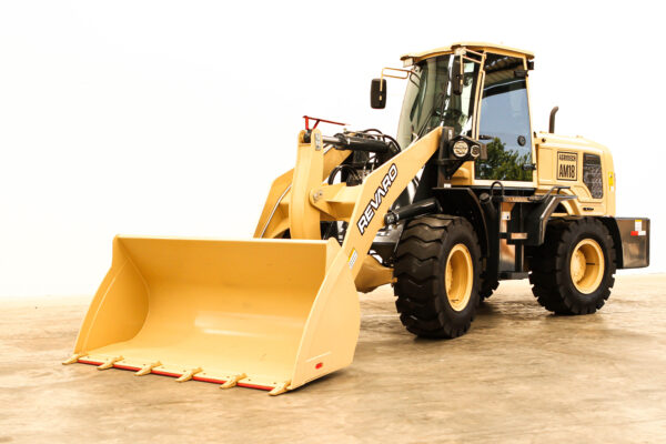 Revaro AM18 Front End Loader