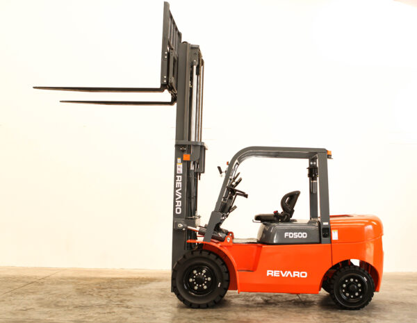 REVARO FD50D 5Ton Forklift - Image 4