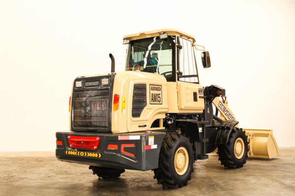REVARO AM15 Front End Loader - Image 16