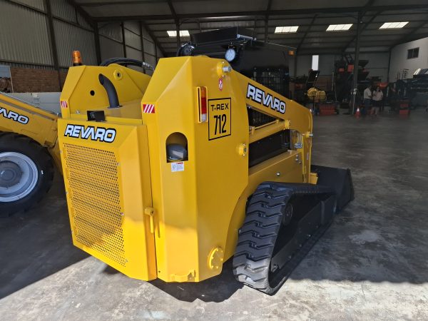 2024 Revaro T-Rex 712 Tracksteer