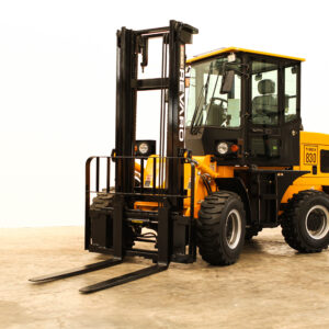 T-Rex 830T 3ton Rough Terrain Forklift